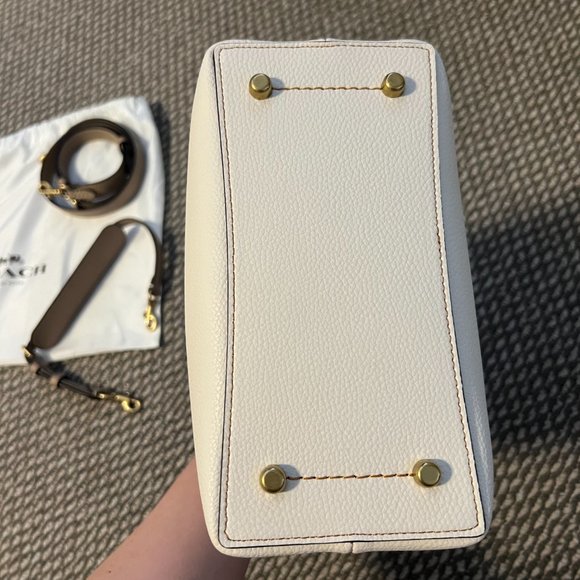 Coach Willow Bucket Bag - Picture 7 of 8